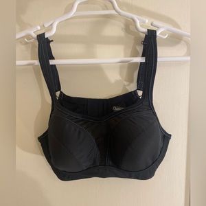 CHANTELLE - 38D bra - like new